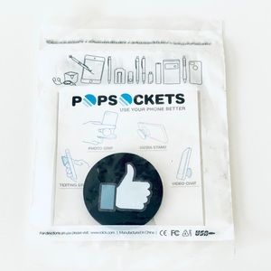 3/9$ Facebook logo Popsocket